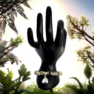 Business Casual Career Chic Green White Pearlescent Silvertone Stretch Bracelet